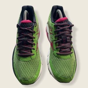 MIZUNO WAVE INSPIRE 11 LIME GREEN DARK Size 9